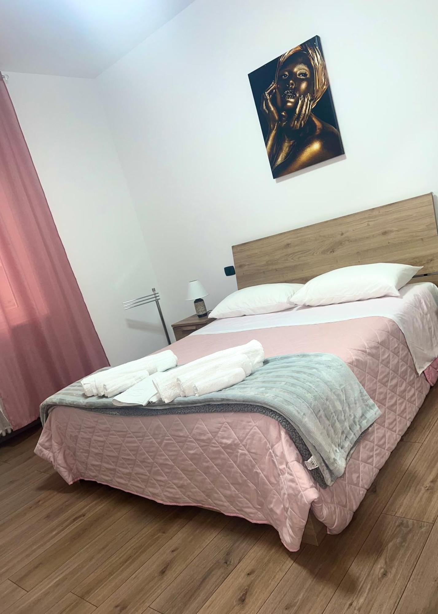 Juliet N - Rental Rooms Verona Luaran gambar